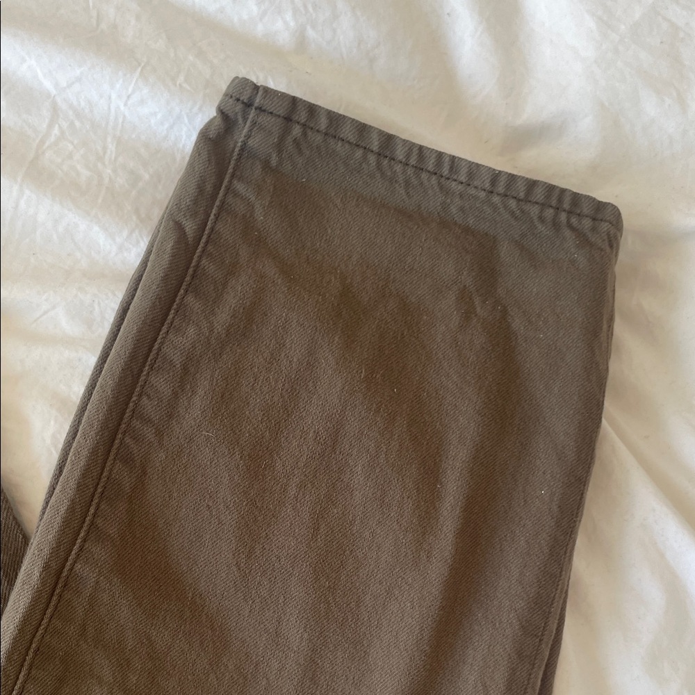 NEW Men’s Todd Snyder Slim Garment-Dyed Jean in Olive - Picture 14 of 16
